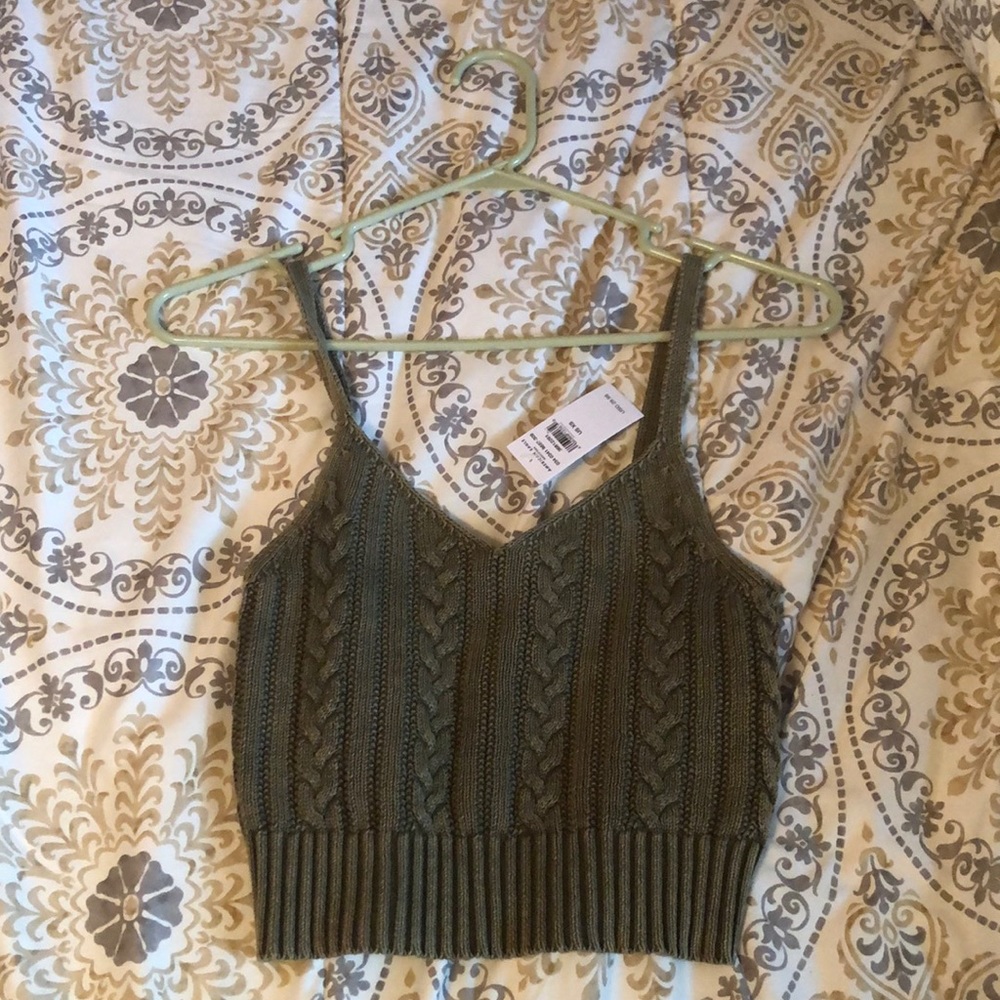Brand new American Eagle XS dark green knitted crop top